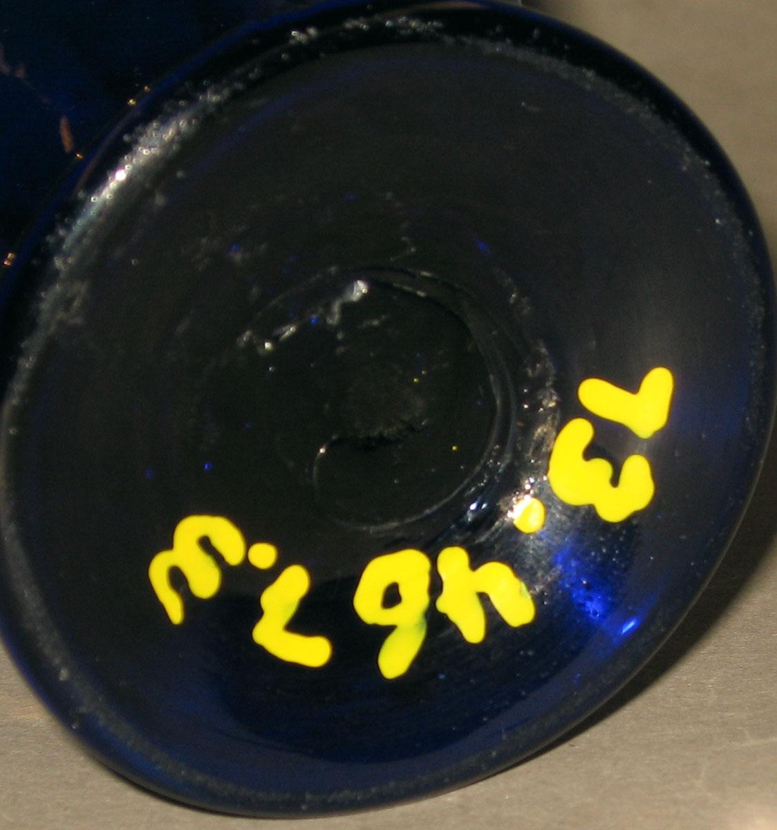 1973.0467.003 Glass salt (underside)