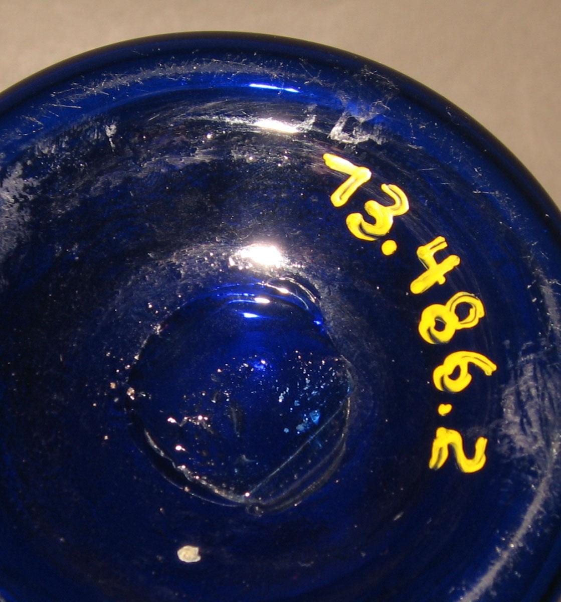 1973.0486.002 Hyacinth glass (underside)