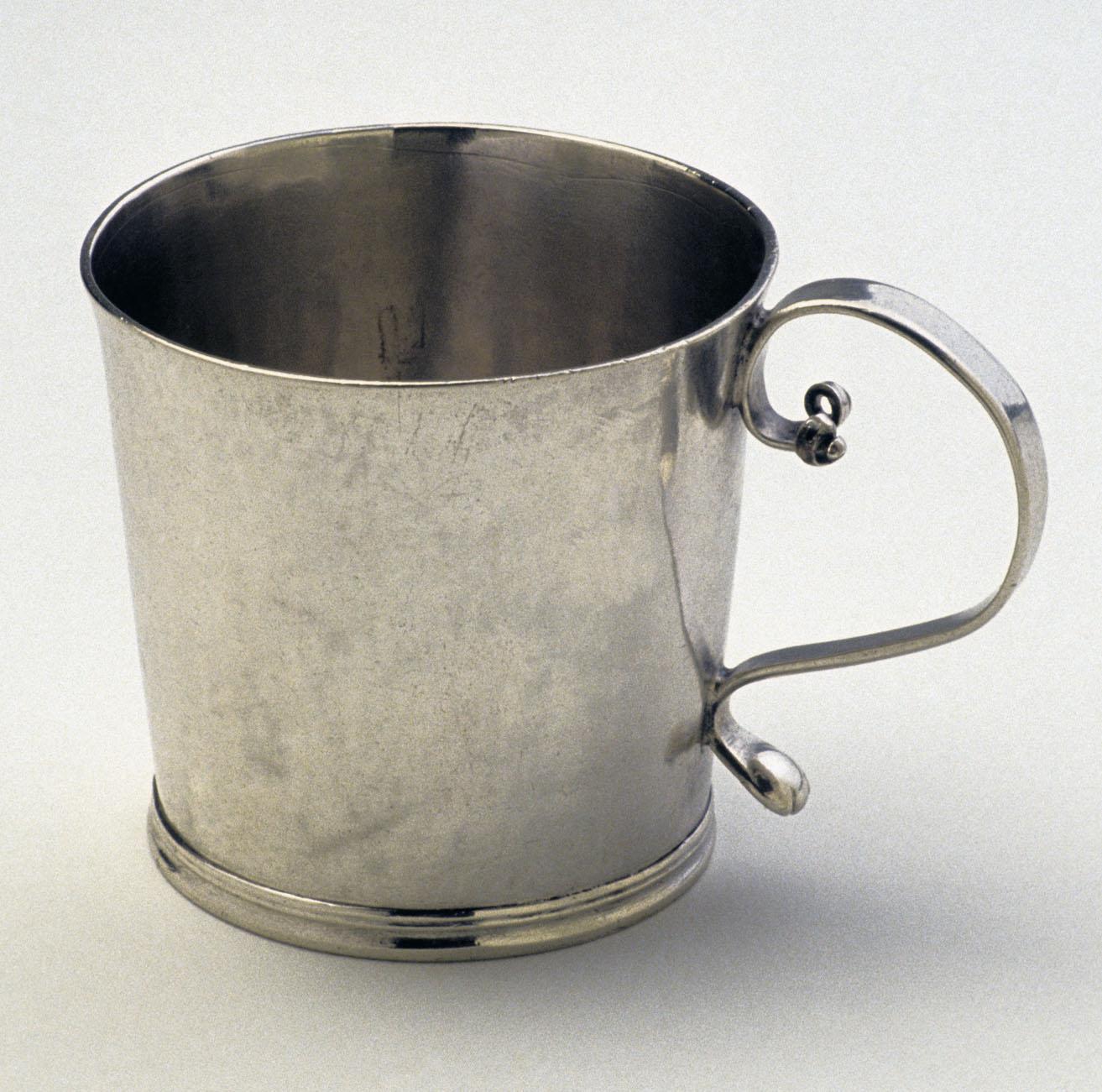 1974.0004 Cup, view 2