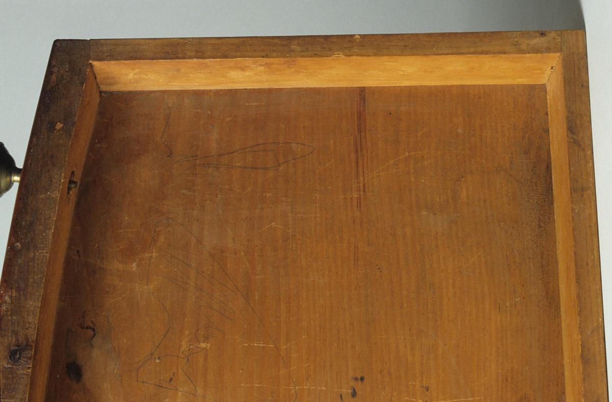 1957.1007 Table, detail 2