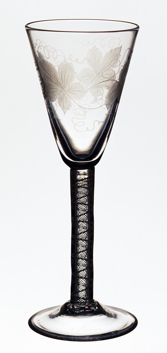 1974.0027 Glass wineglass