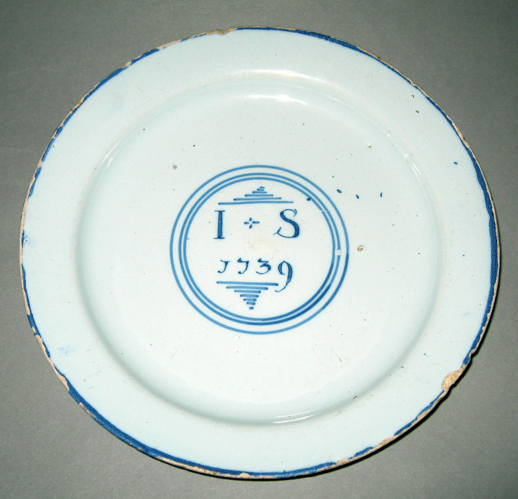 1974.0048.001 Delftware plate