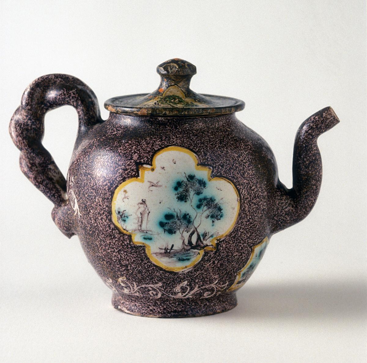1974.0049 A, B Teapot
