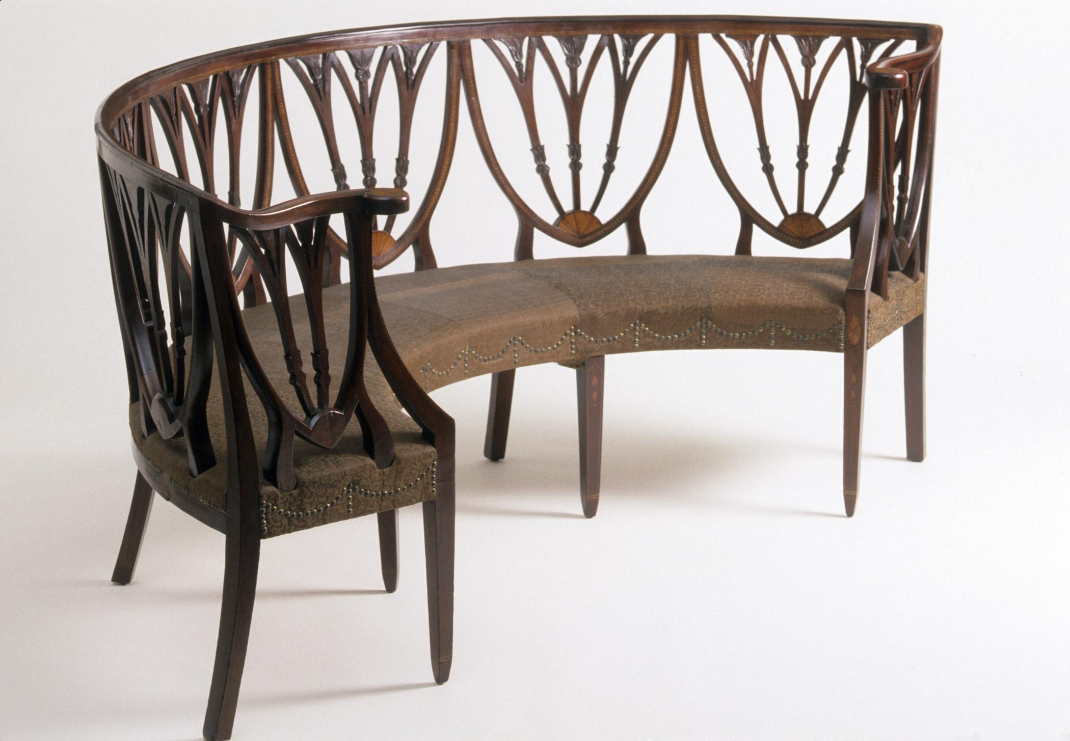 1957.1015 Settee, view 3