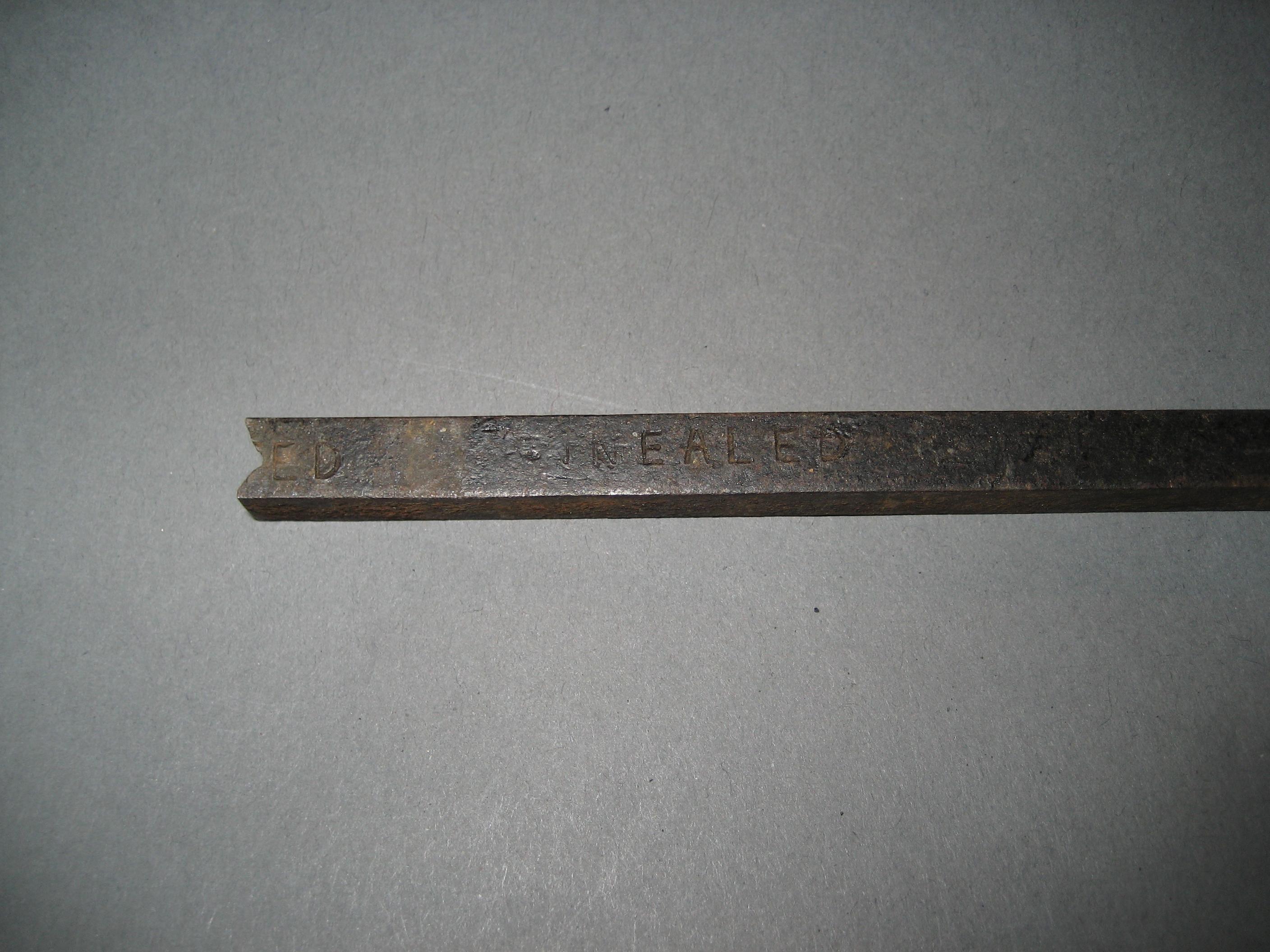 1974.0064.566 Tool (for metals) (mark)