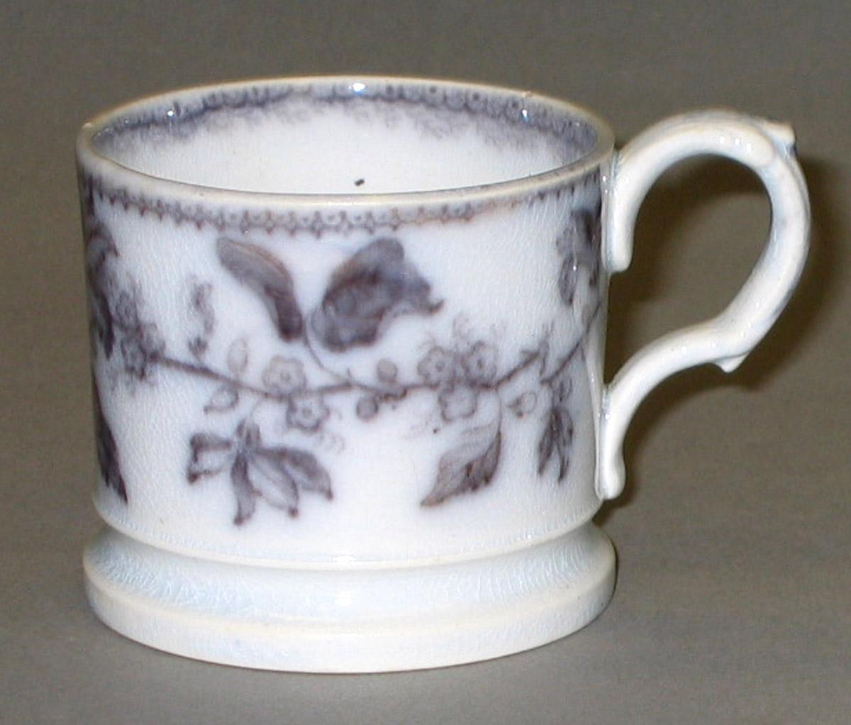 1974.0070 Pearlware Wright & Sons advert cup