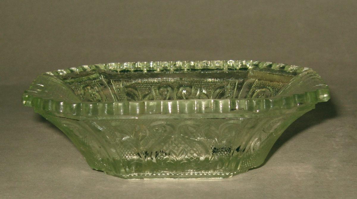 1974.0079 Glass salt