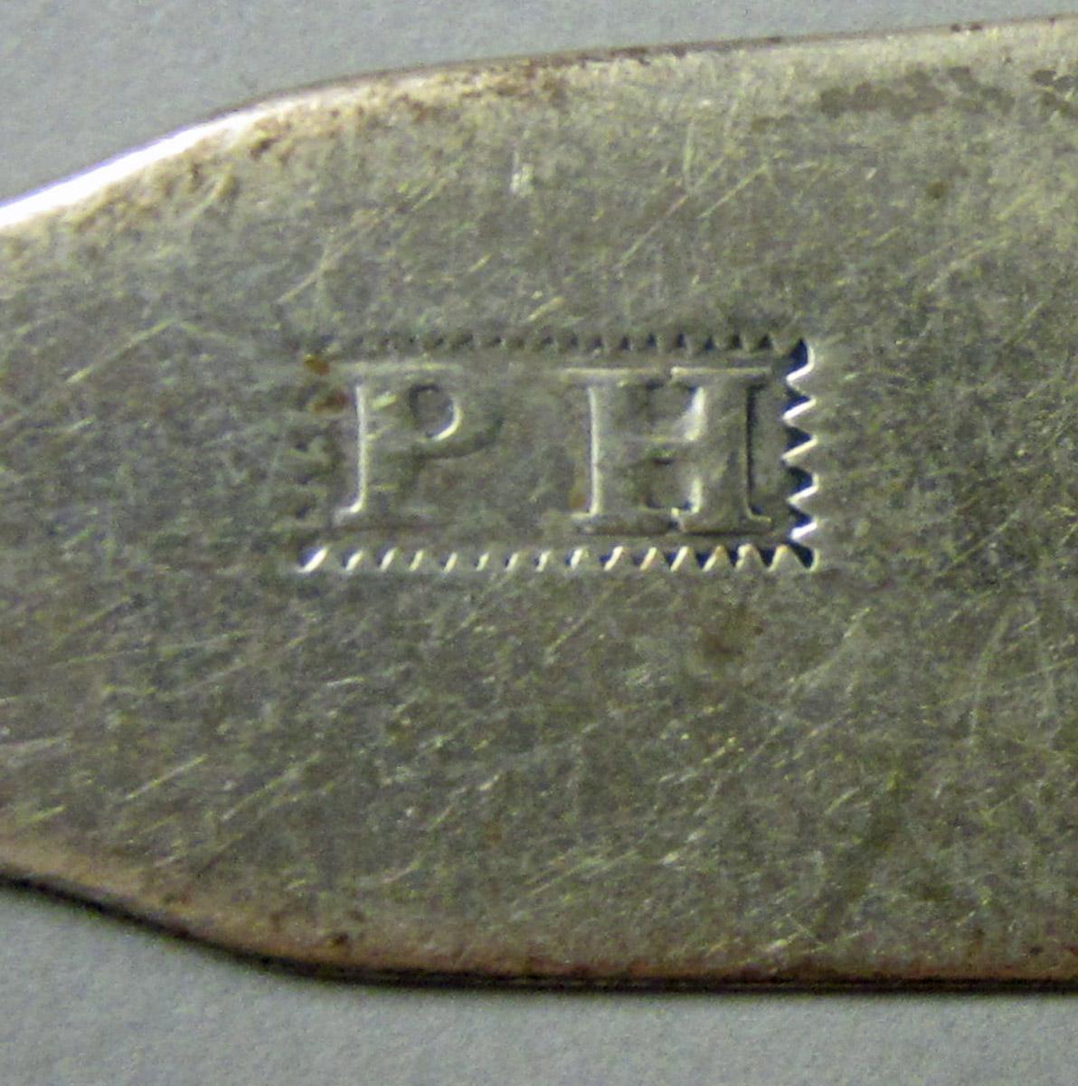 1974.0096 Spoon, mark