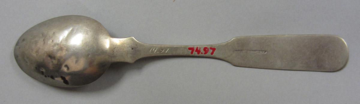1974.0097 Spoon, underside