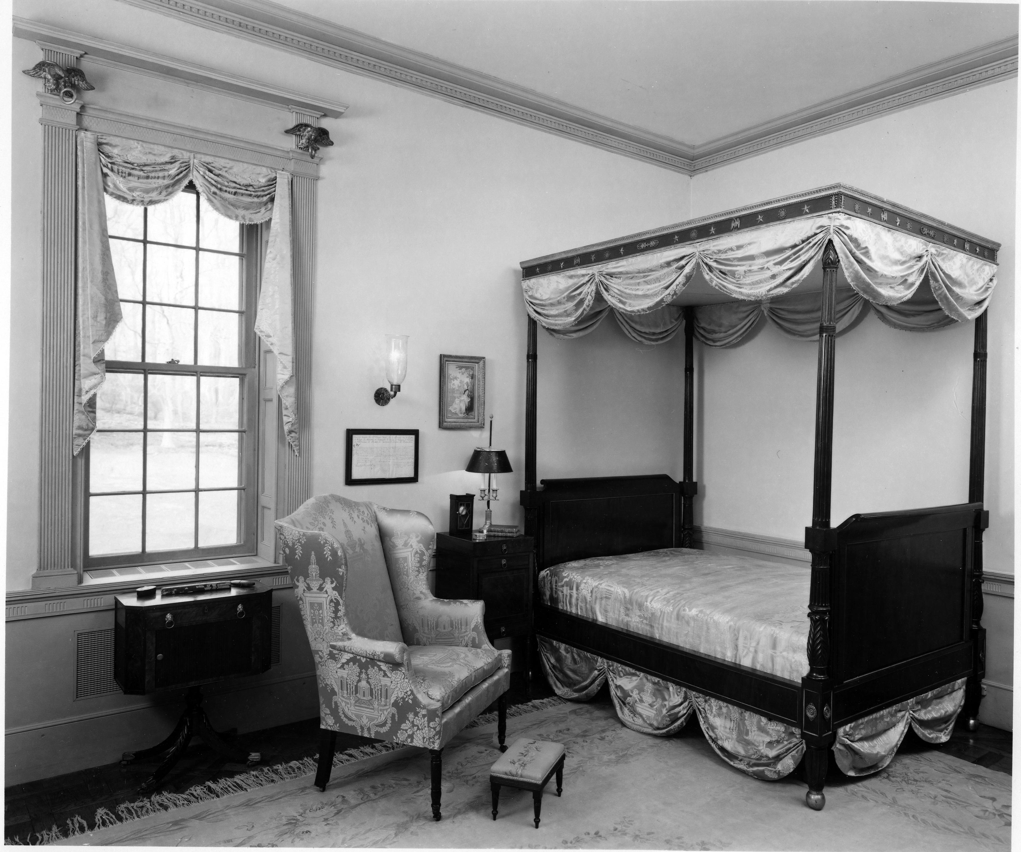 Room-Nemours Room (bw/view 2)