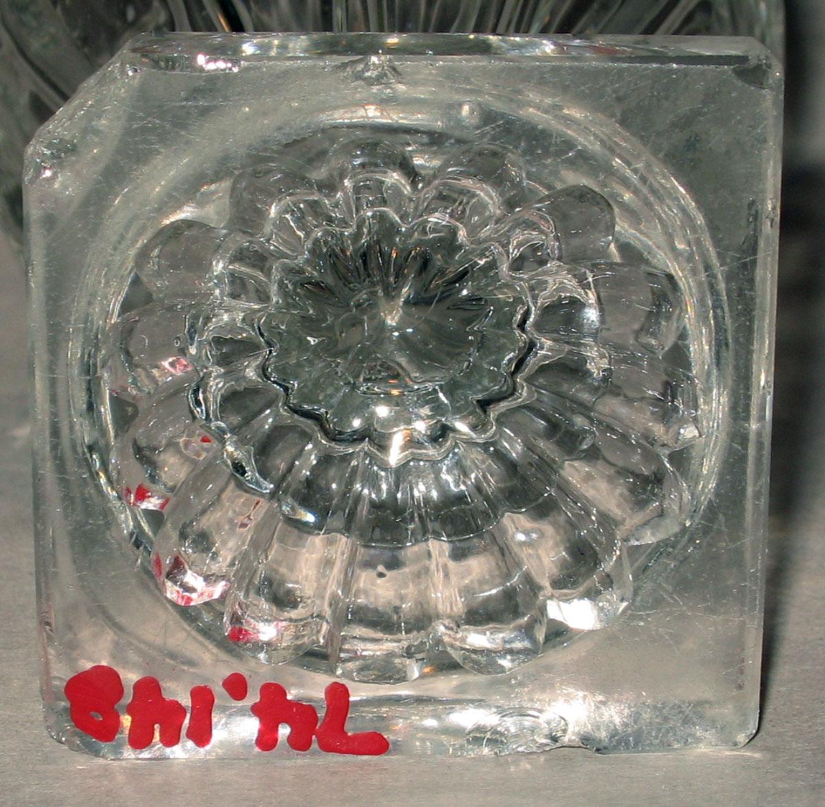 1974.0148 Glass salt (underside)