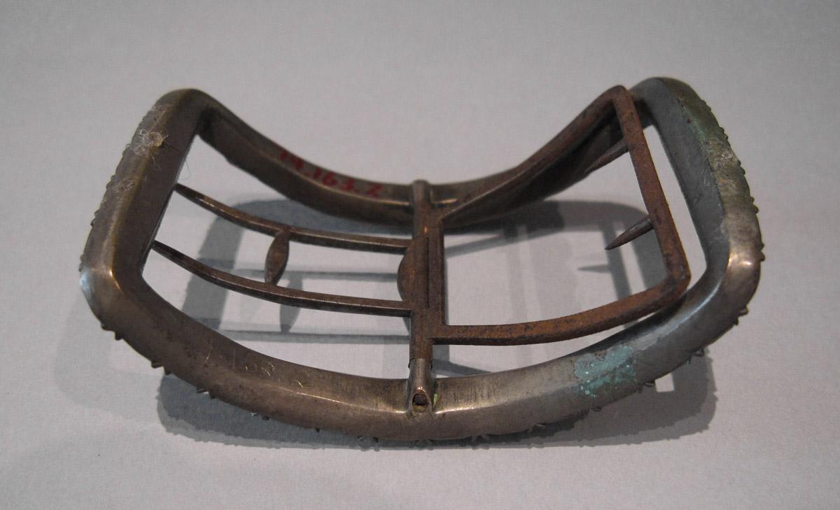 1974.0163.002 Buckle, underside