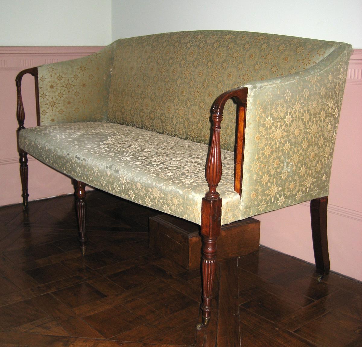 1957.1051 view 1