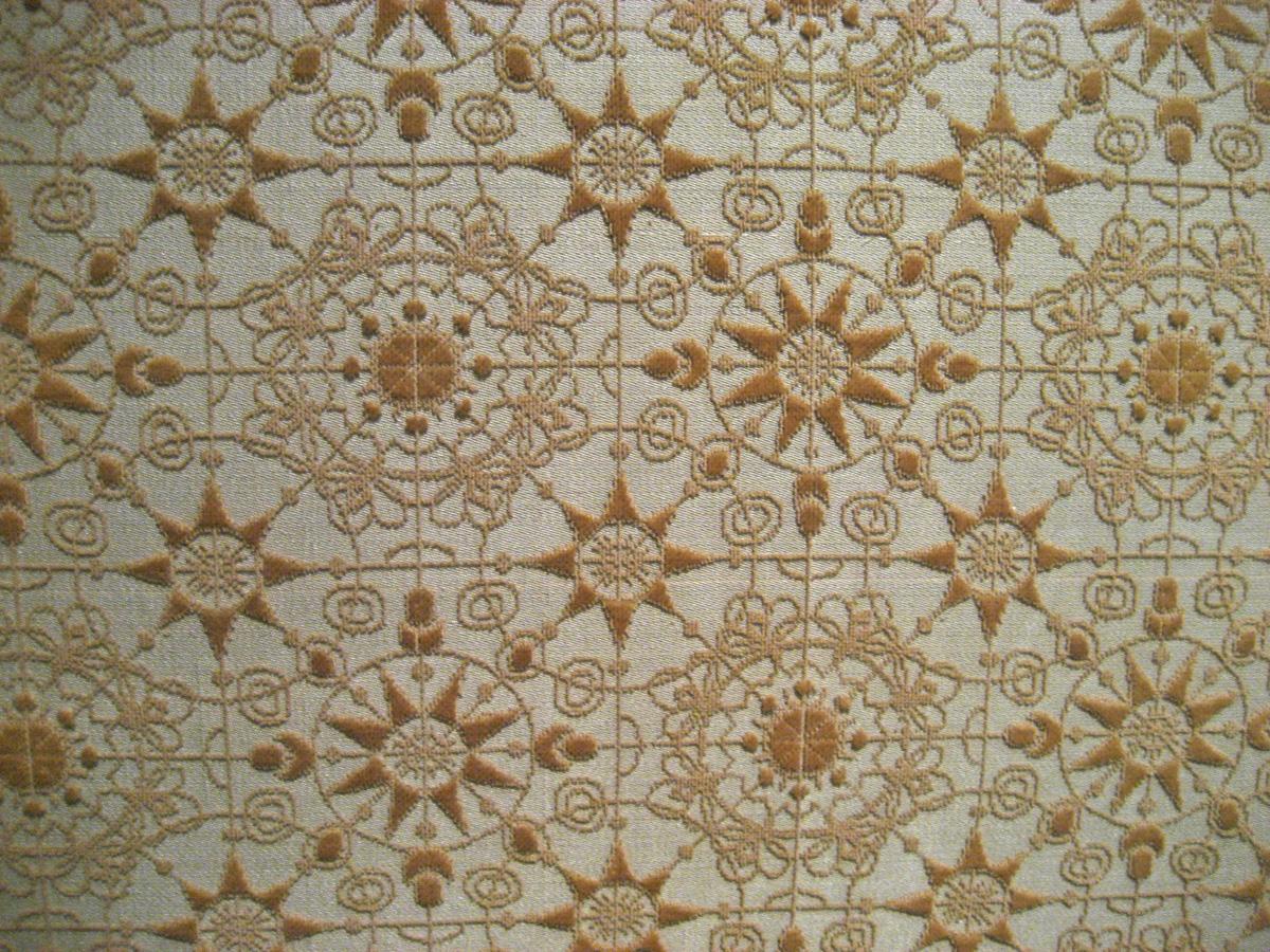 1957.1051 detail
