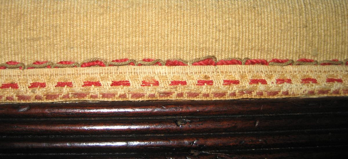 1957.1052.002 trim detail