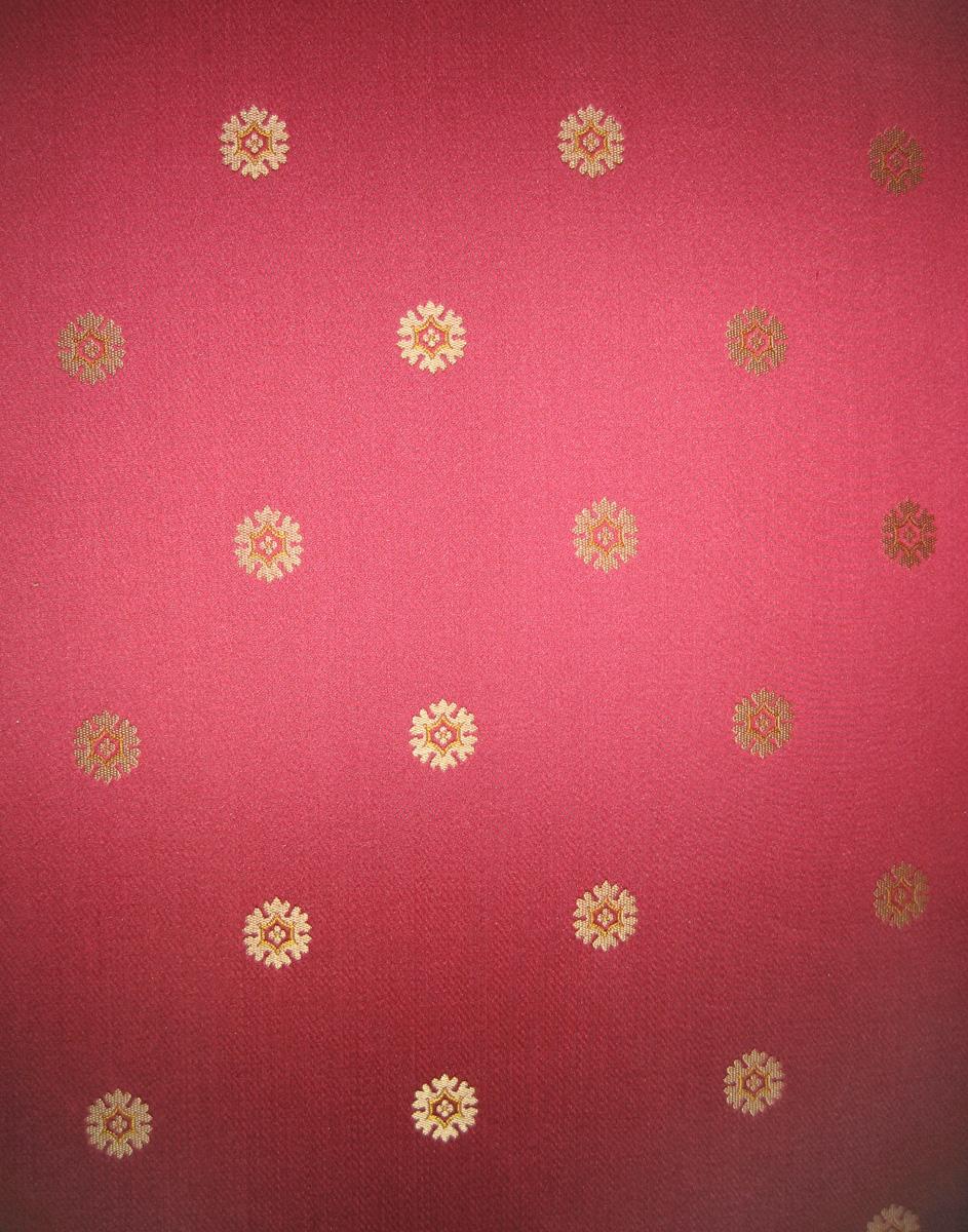 1973.0291 A-C Grecian couch fabric detail