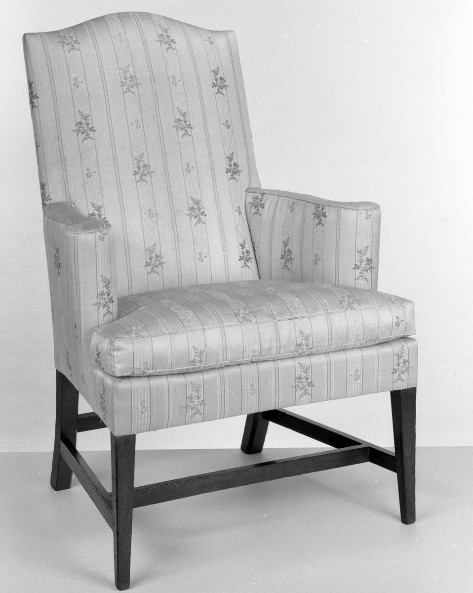 1957.1059 Chair, Easy chair