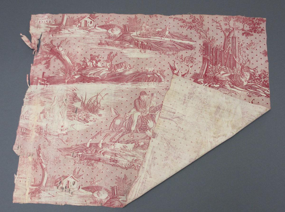 1952.0306.004 Textile, printed folded corner