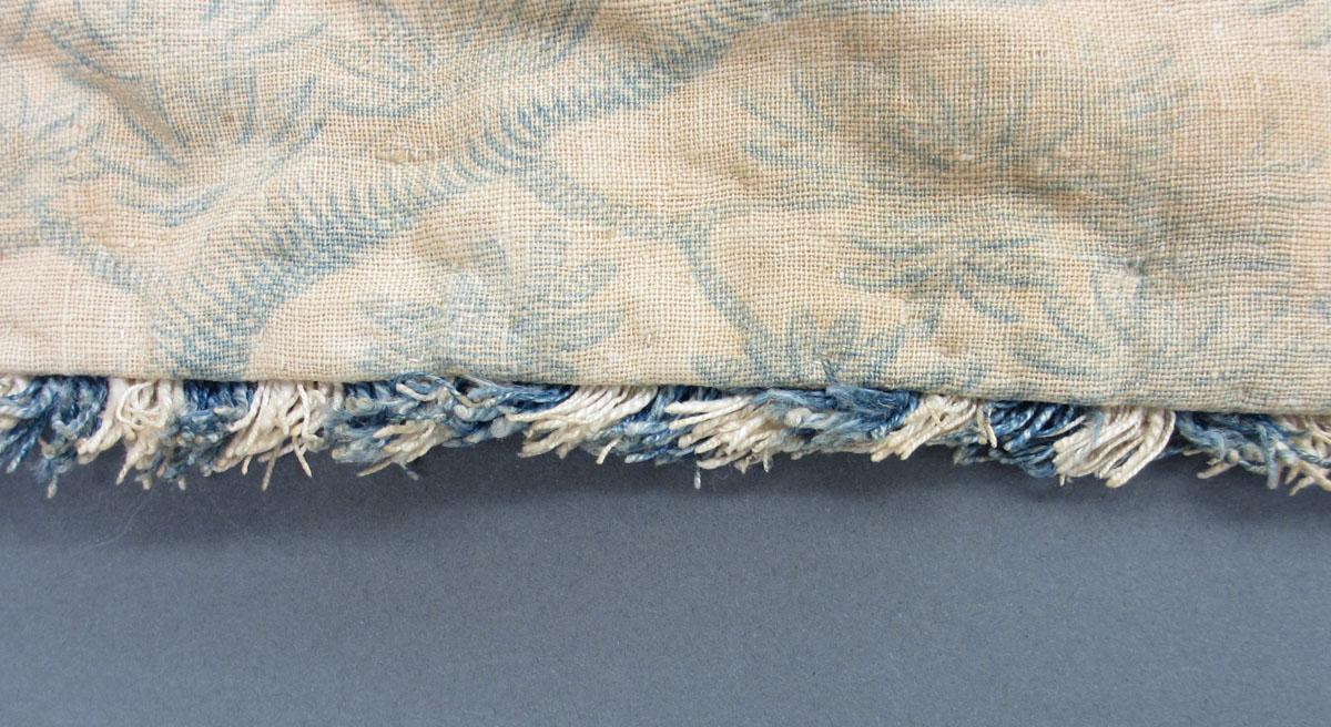 1952.0323 B Window hanging detail fringe