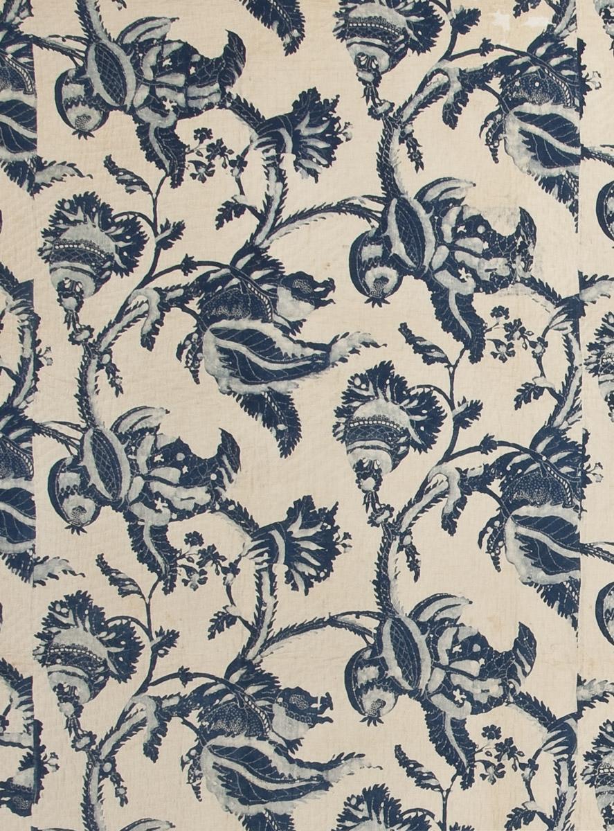 1952.0325 Quilt, detail, Book image C36