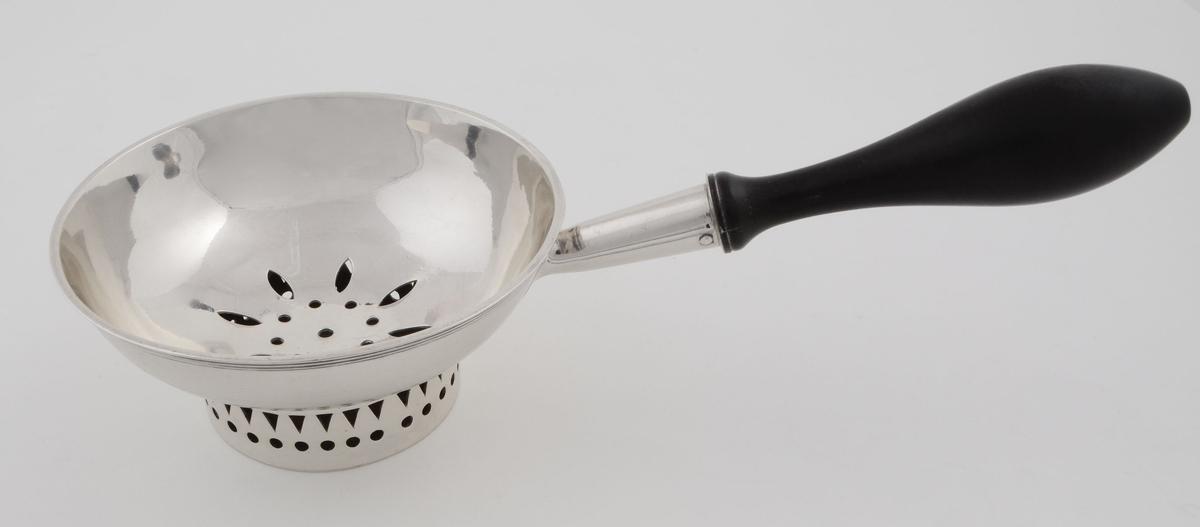 1957.1268 Brazier