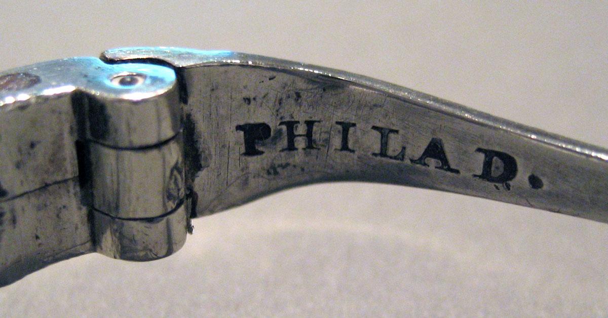 1957.1271 A Silver Spectacles mark 2