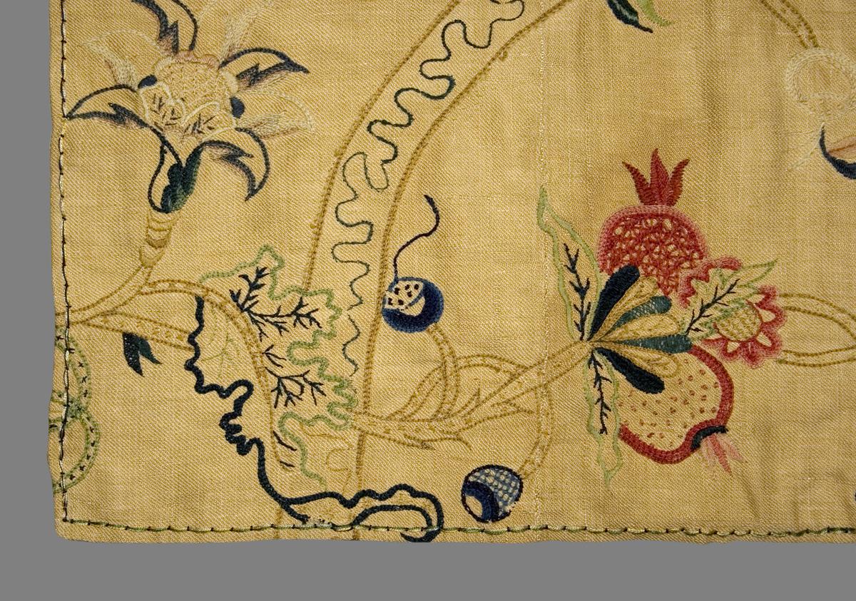 1952.0326.003 A Bed Hanging, Side Curtain, Edge Detail