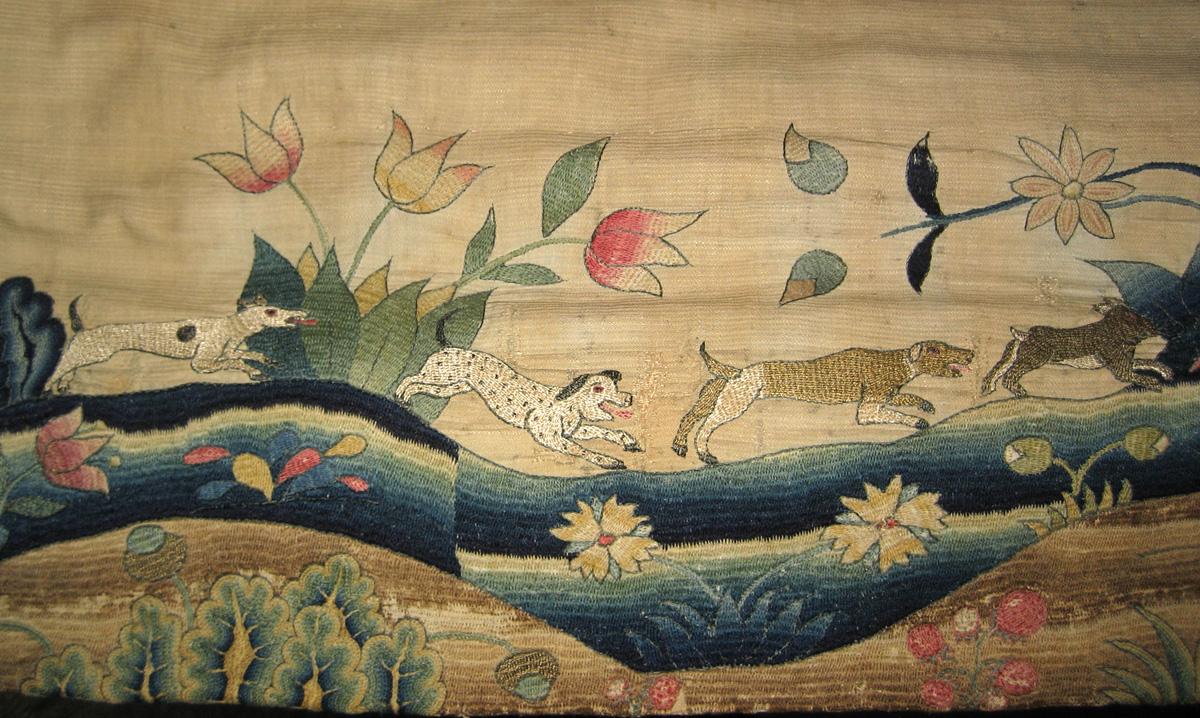 1957.1285 Bed hanging Embroidery detail 2