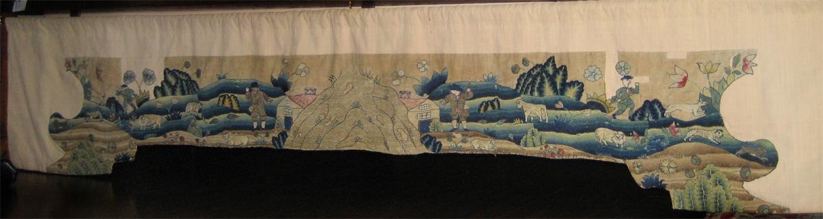 1957.1285.008 Base valance