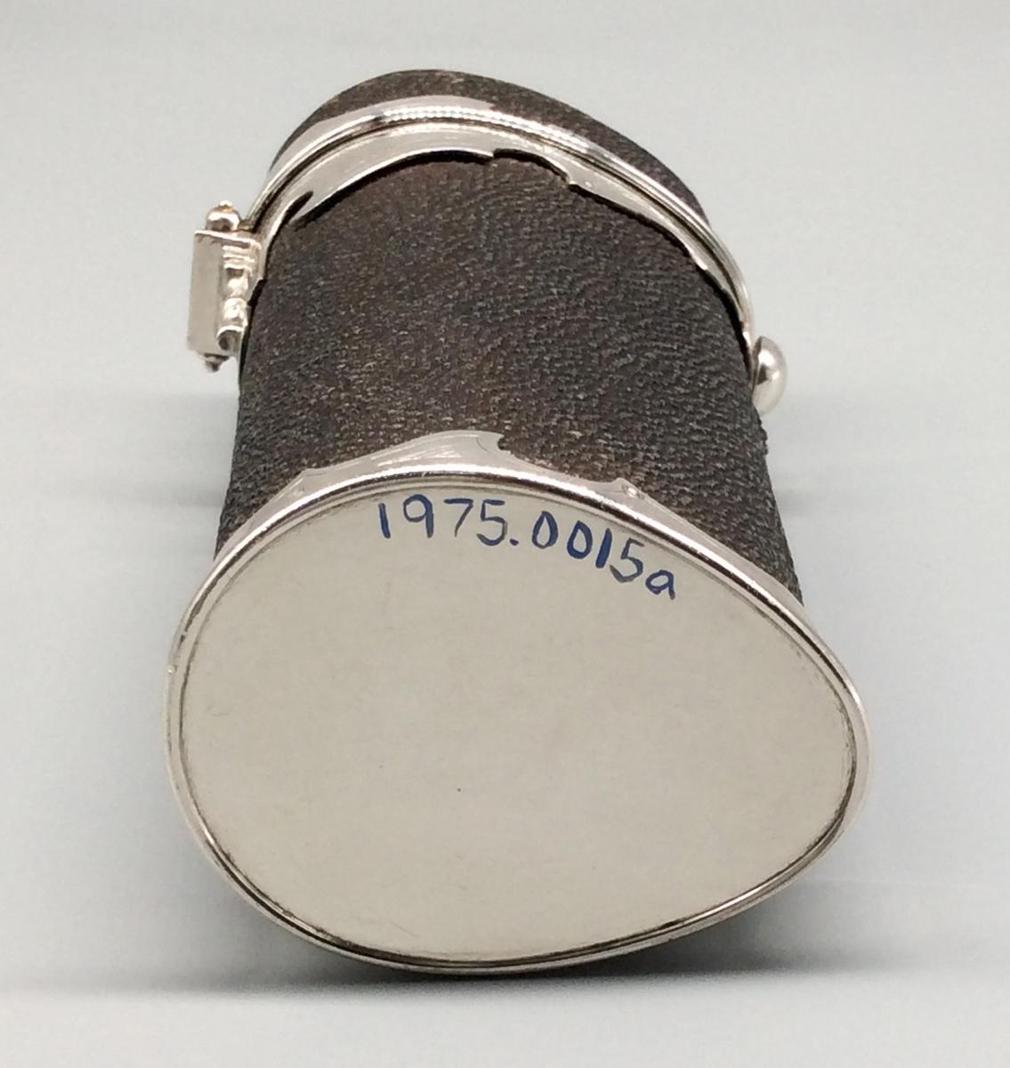 1975.0015 A Case for bottle and cup, view3