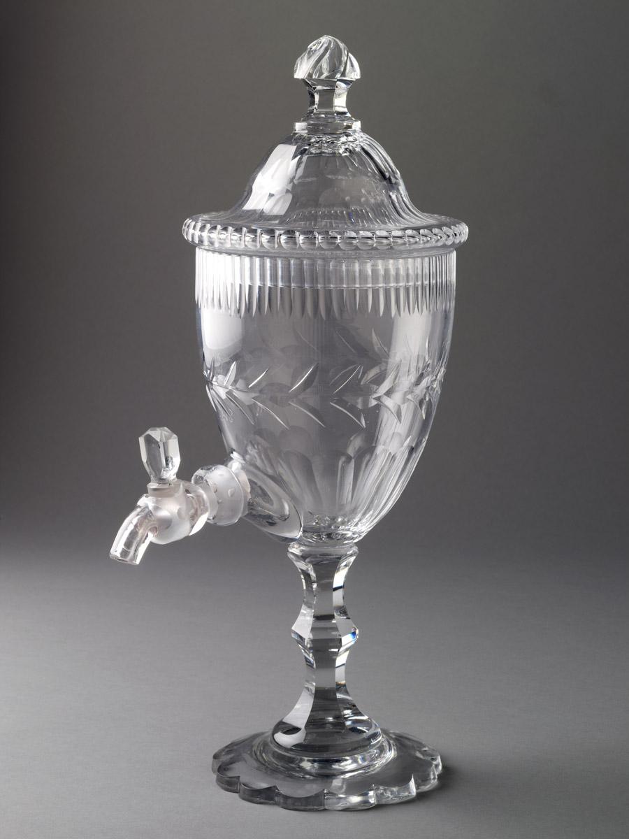 1975.0017 A-D Wine fountain