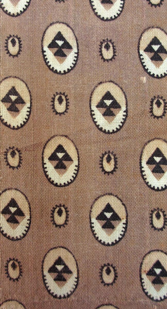 1975.0071.032 textile, printed obverse
