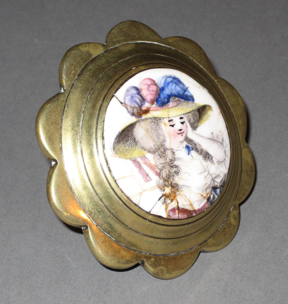 1975.0076.001 Cloak pin