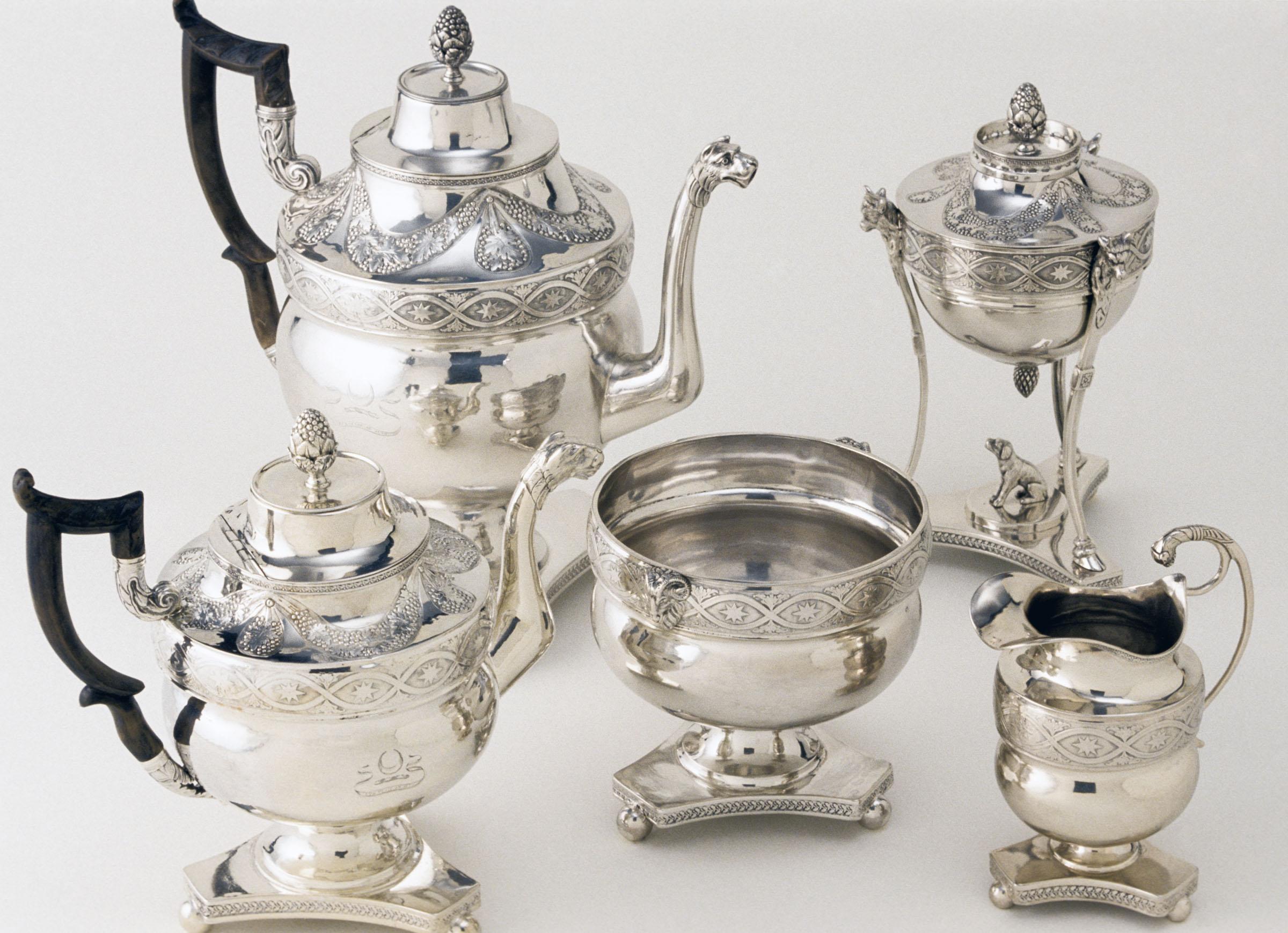 1975.0080.001, 1975.0080.002, 1975.0080.003 A, B, 1975.0080.004, 1975.0080.005 Coffee Pot, Teapot, Sugar Bowl, Cream Pot, Waste Bowl, view 1