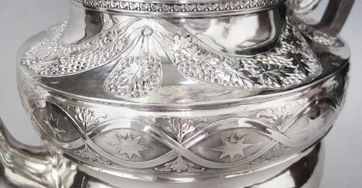 1975.0080.002 Teapot, detail 2