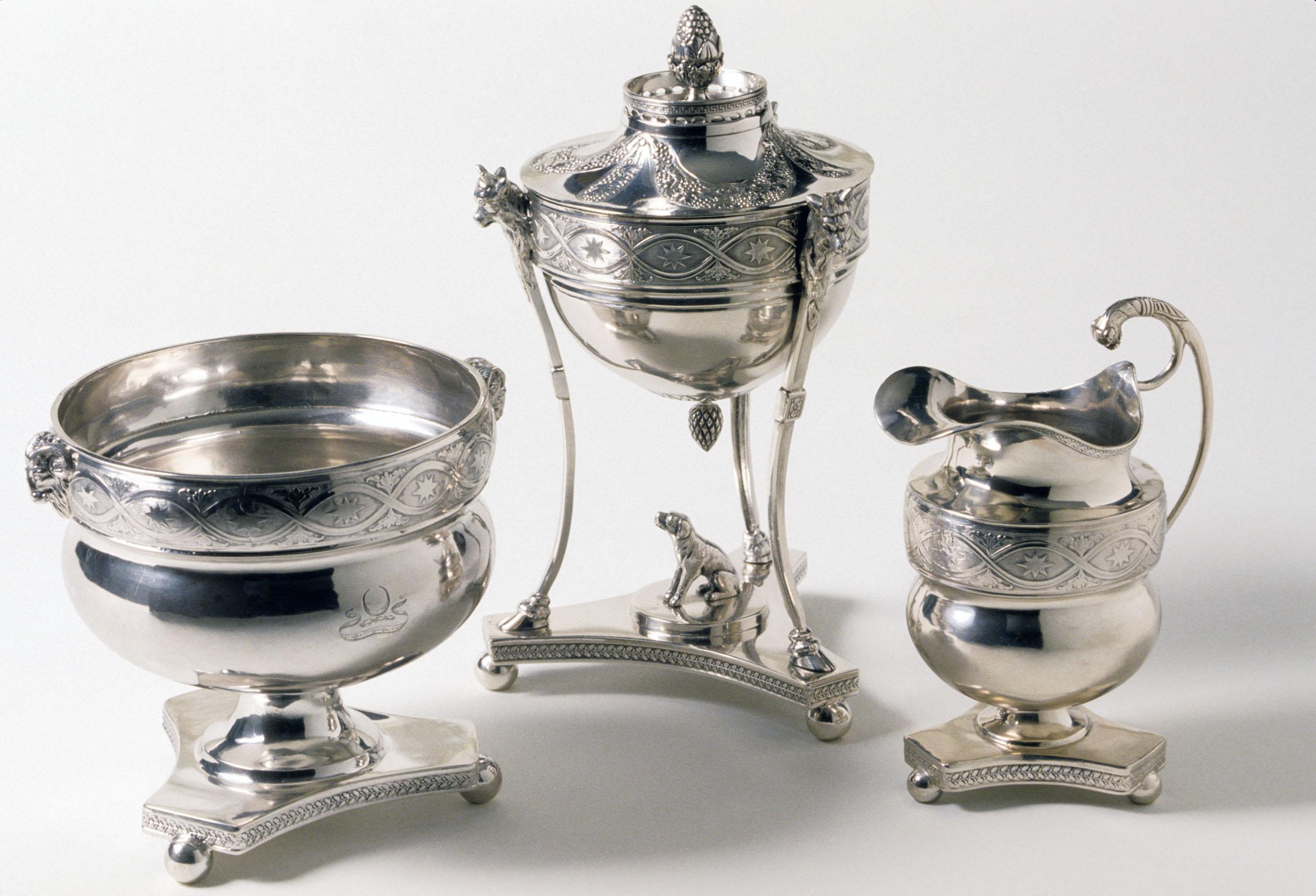 1975.0080.003 A, B, 1975.0080.004, 1975.0080.005 Sugar Bowl, Cream Pot, Waste Bowl, view 1
