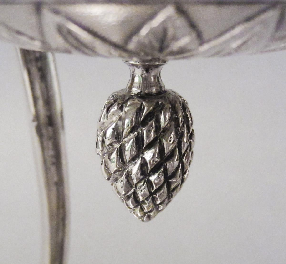 1975.0080.003 A Sugar bowl, detail 2