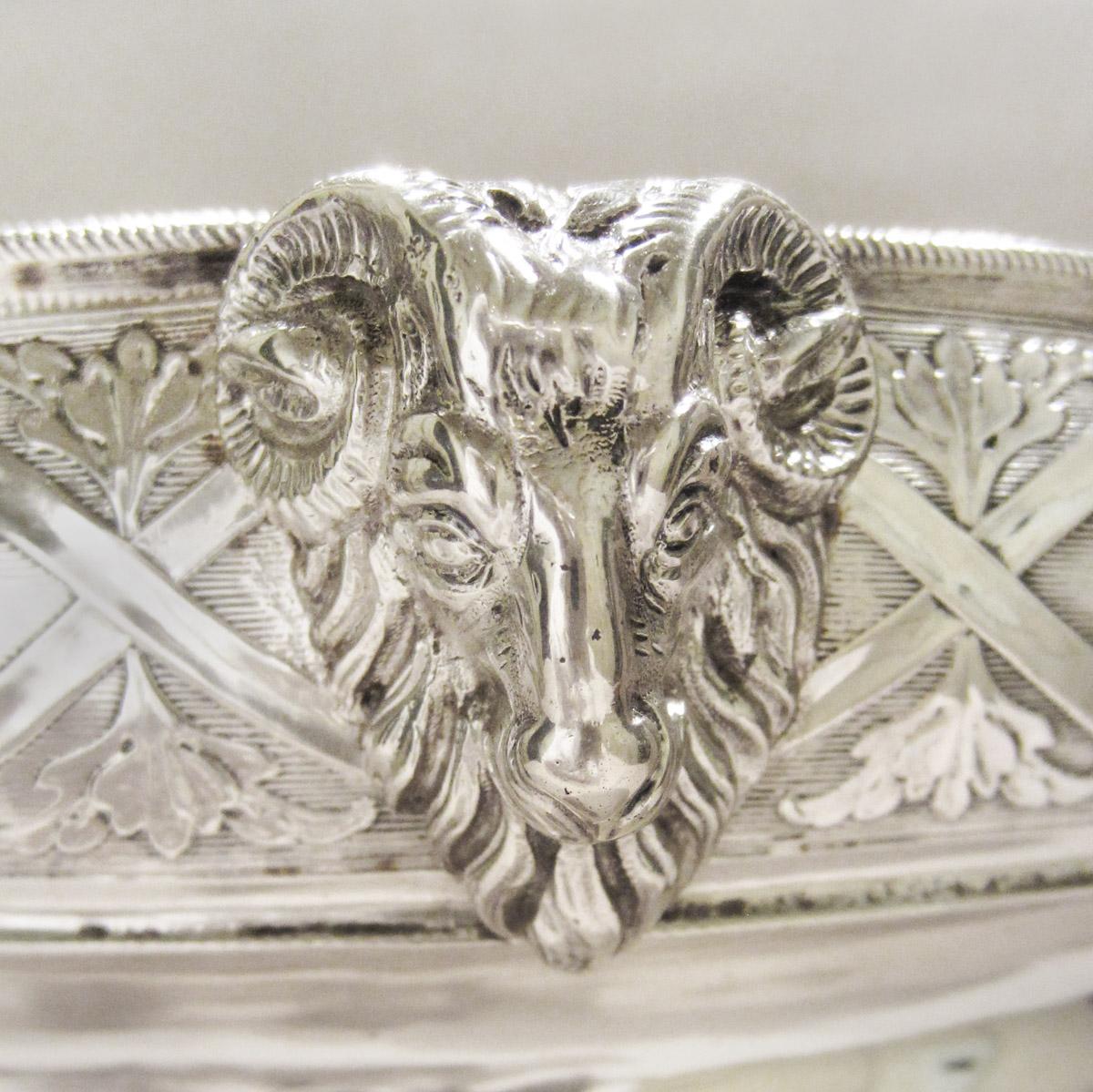 1975.0080.005 Waste bowl, detail