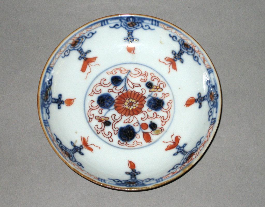 1975.0099 B saucer