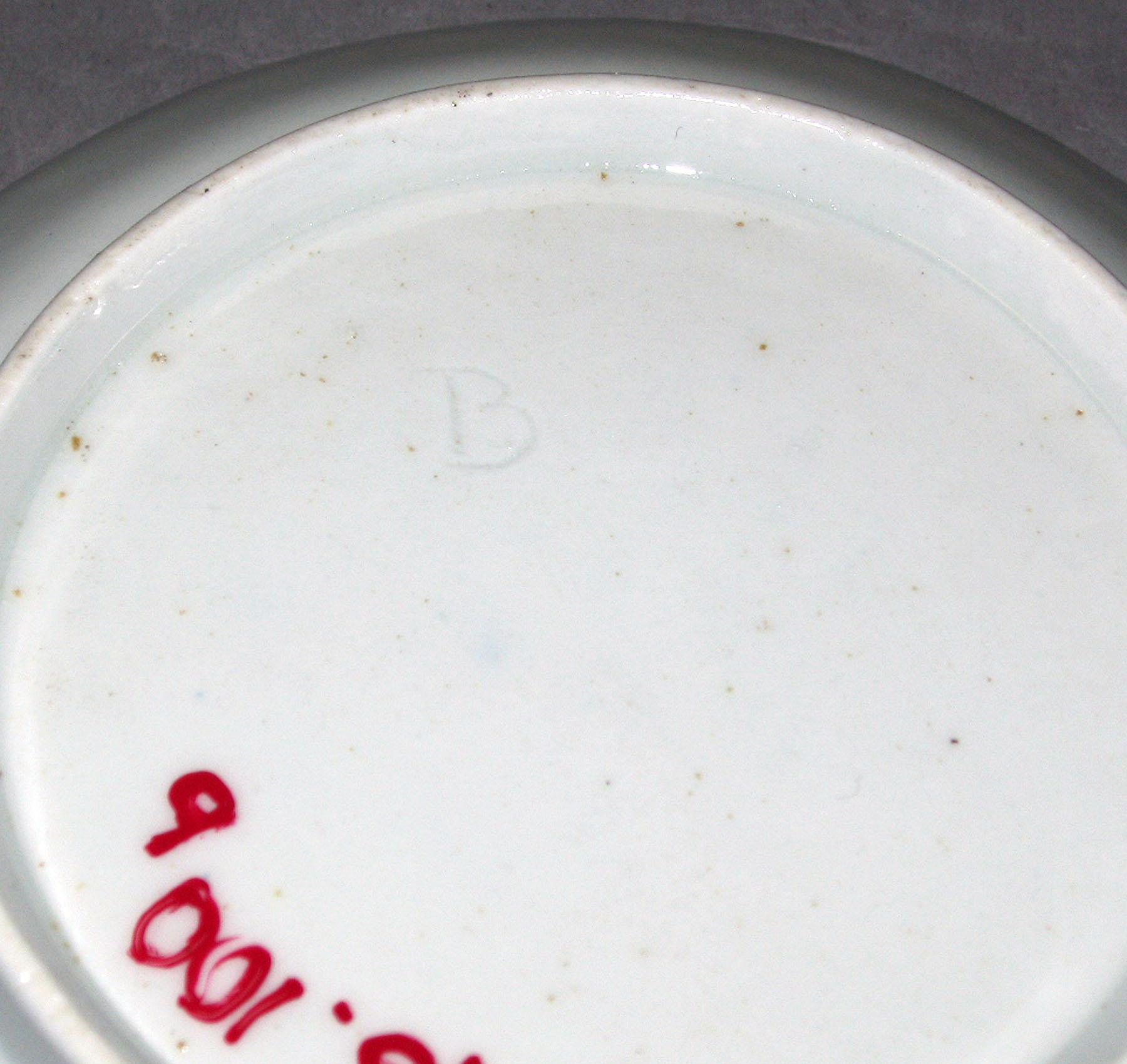 1975.0100 B Flight and Barr Worcester porcelain saucer (mark)