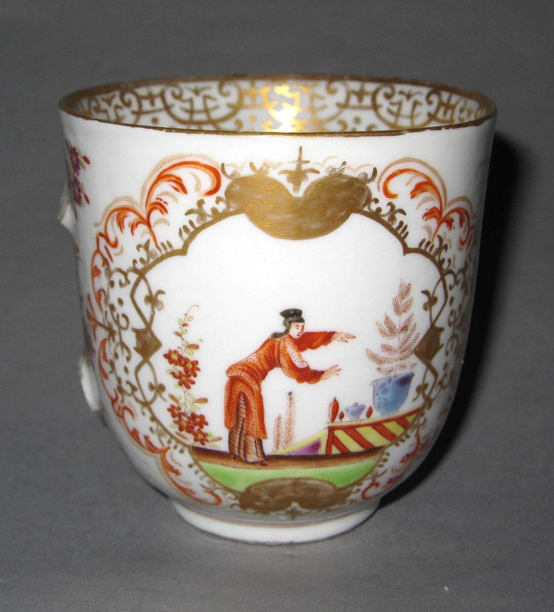 1975.0131 Porcelain cup face three