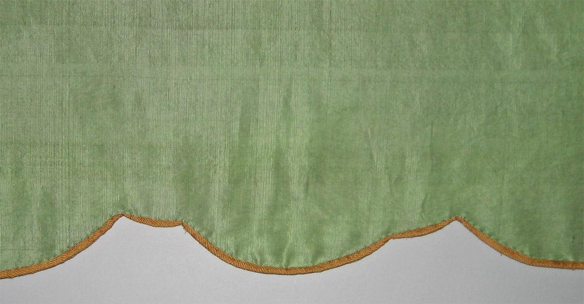 1957.1294 B bed hanging, valance detail