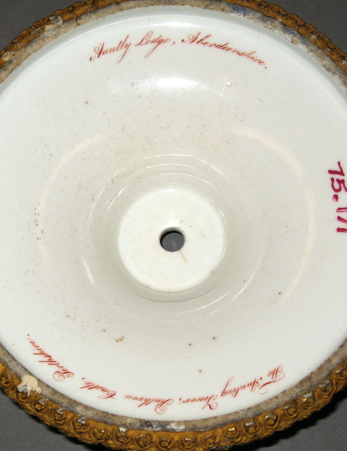 1975.0171 Rockingham porcelain compote stand (underside)
