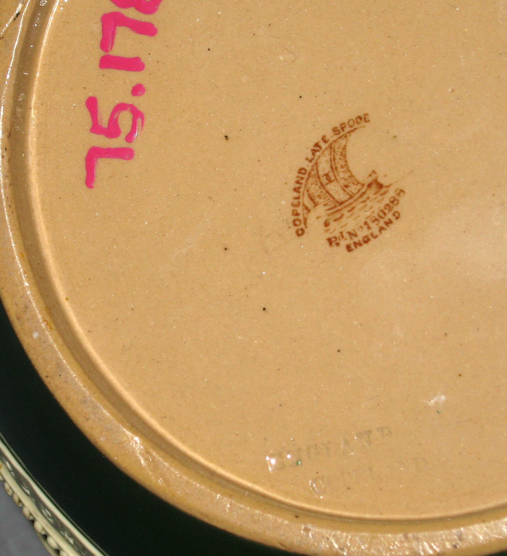 1975.0178 Copeland ironstone jug (underside)