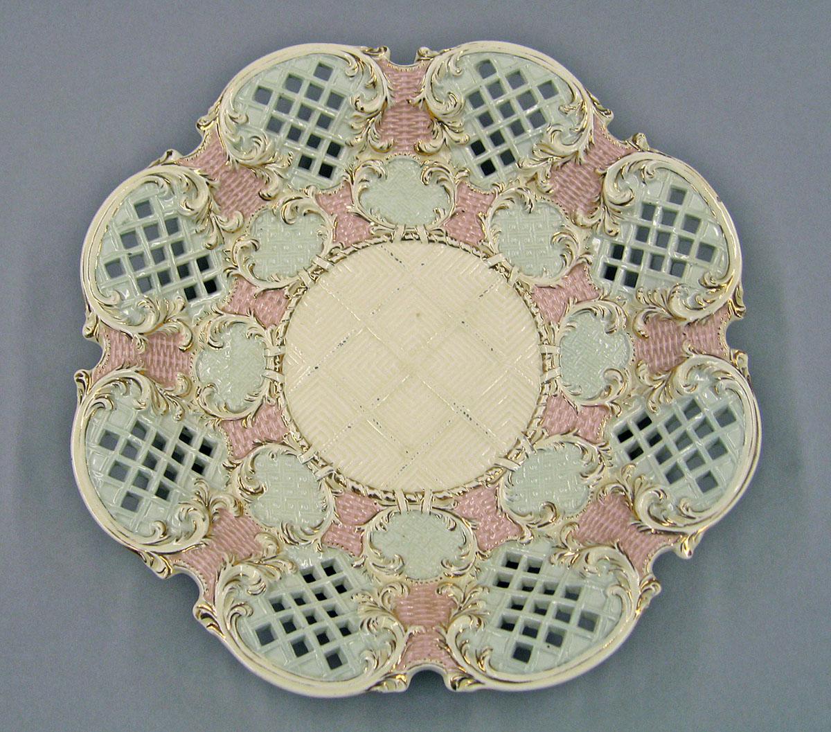 1975.0179.002 Creamware dish