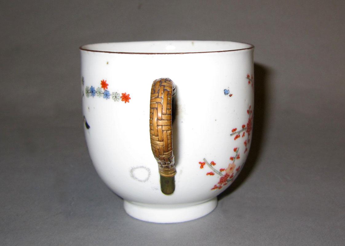 1975.0186 Cup handle