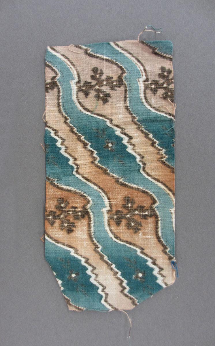 1975.0214.007 textile, printed, reverse