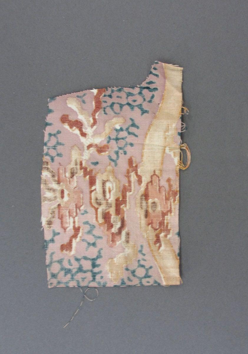 1975.0214.008 textile, printed, reverse