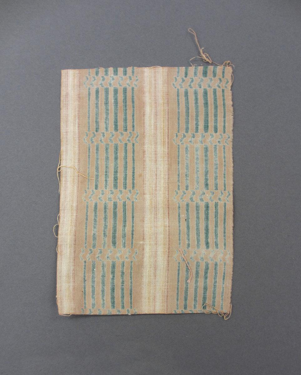1975.0214.009 textile, printed, reverse