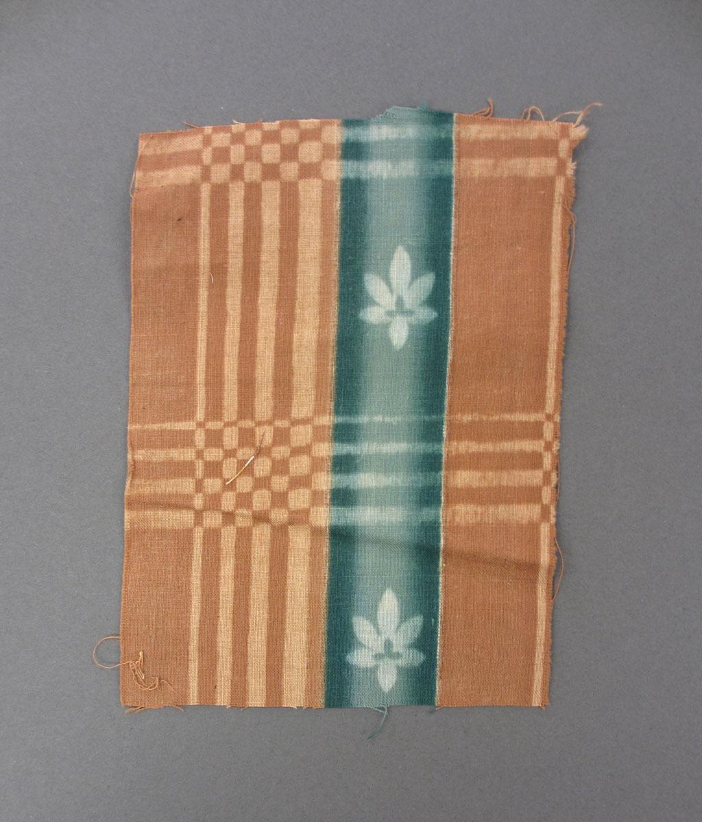 1975.0214.014 textile, printed, reverse